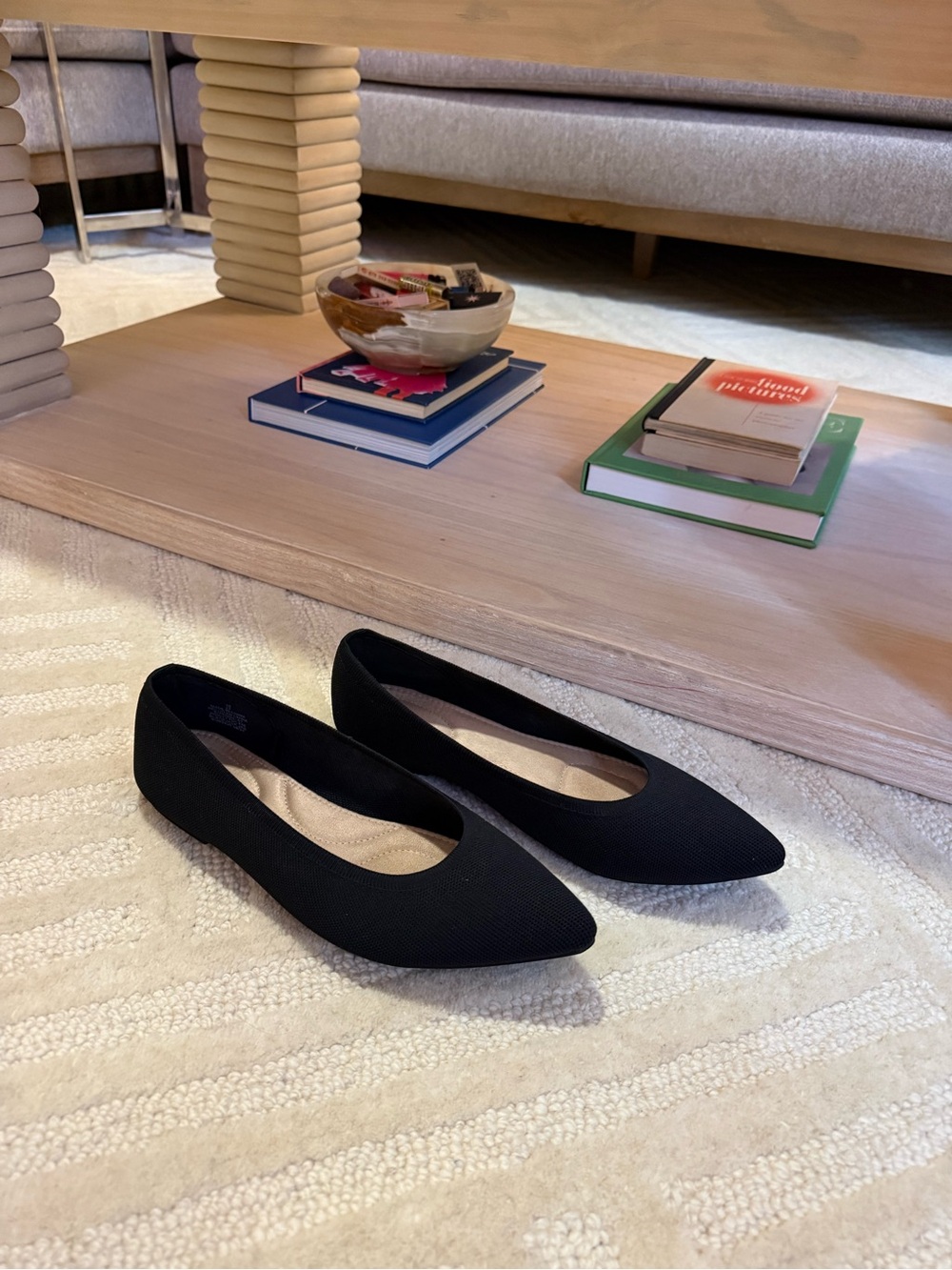 Old Navy Black Pointed Knit Ballet Flats